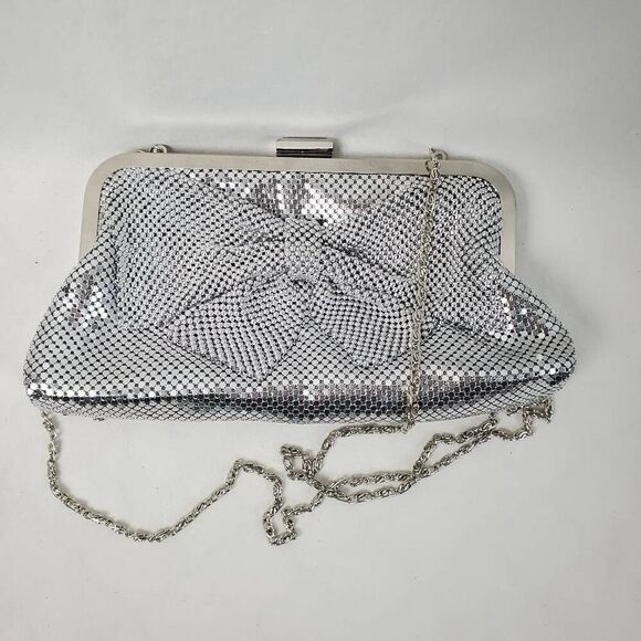 Jessica McClintock Silver Mesh Evening Bag Clutch Purse With Chain Strap – 9x4.5 - Picture 1 of 7